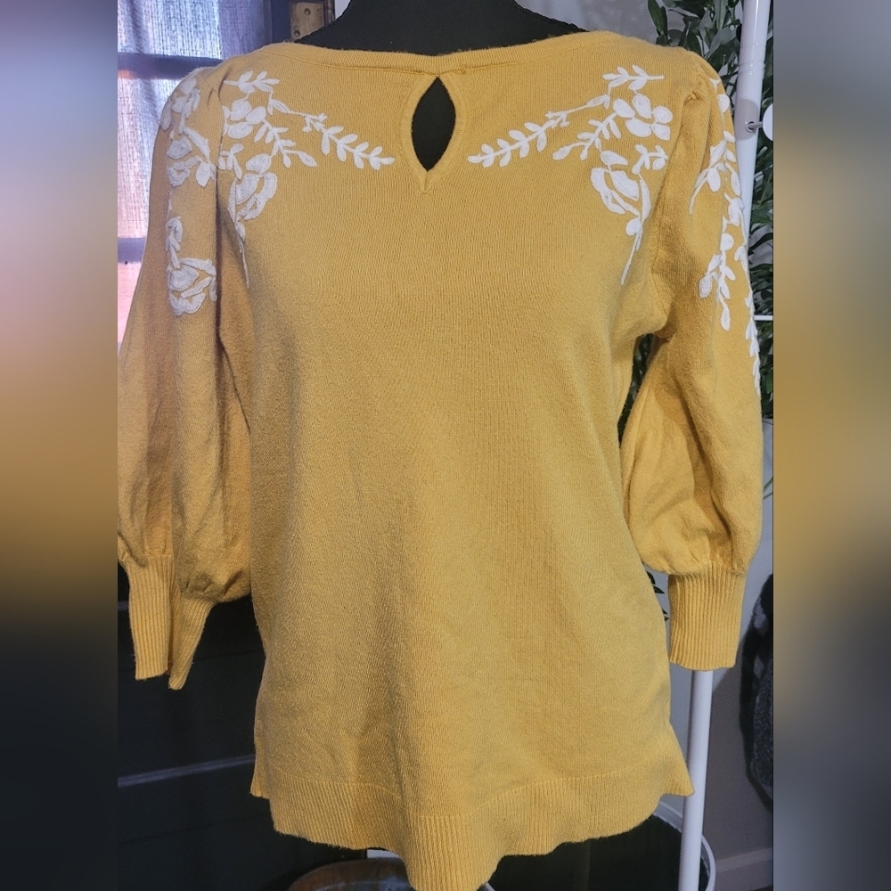 Anthropologie Oliver O Floral Appliqué Soft Sweater Balloon Sleeve Medium